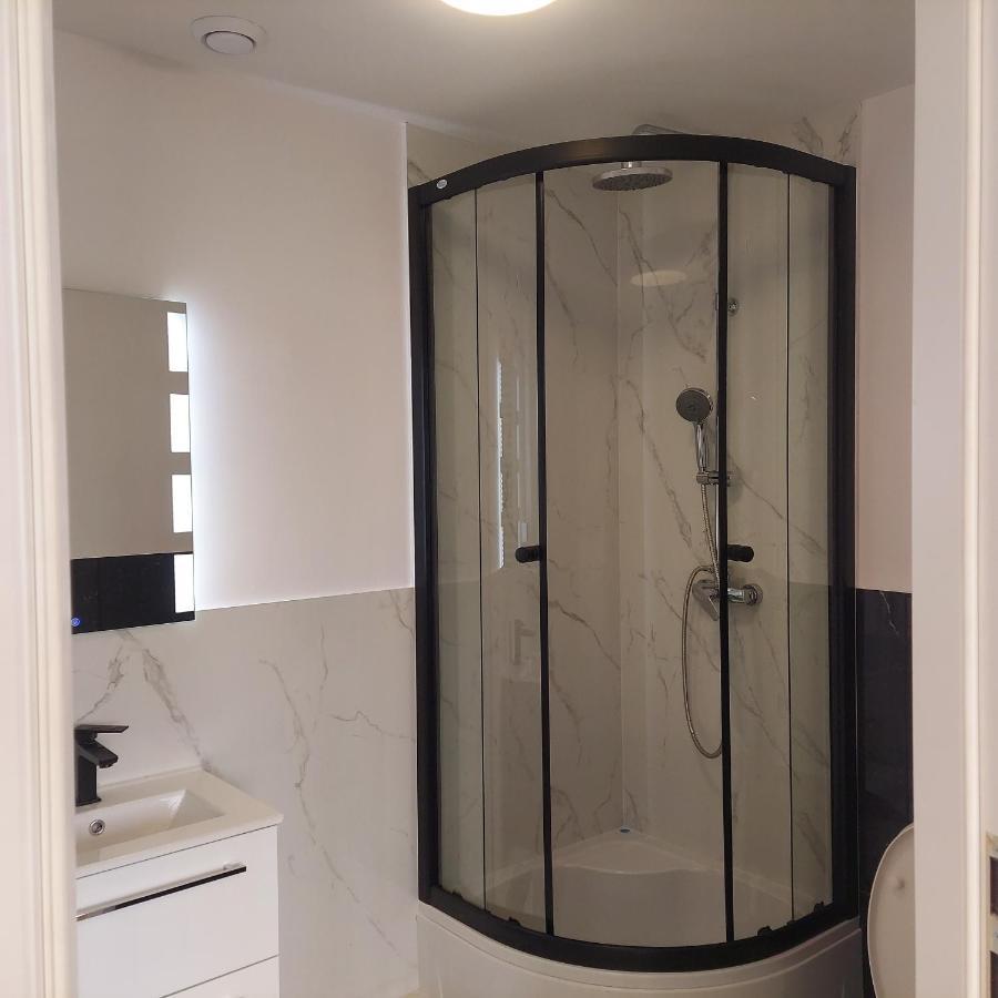 Apartament Mira Жешов Екстериор снимка